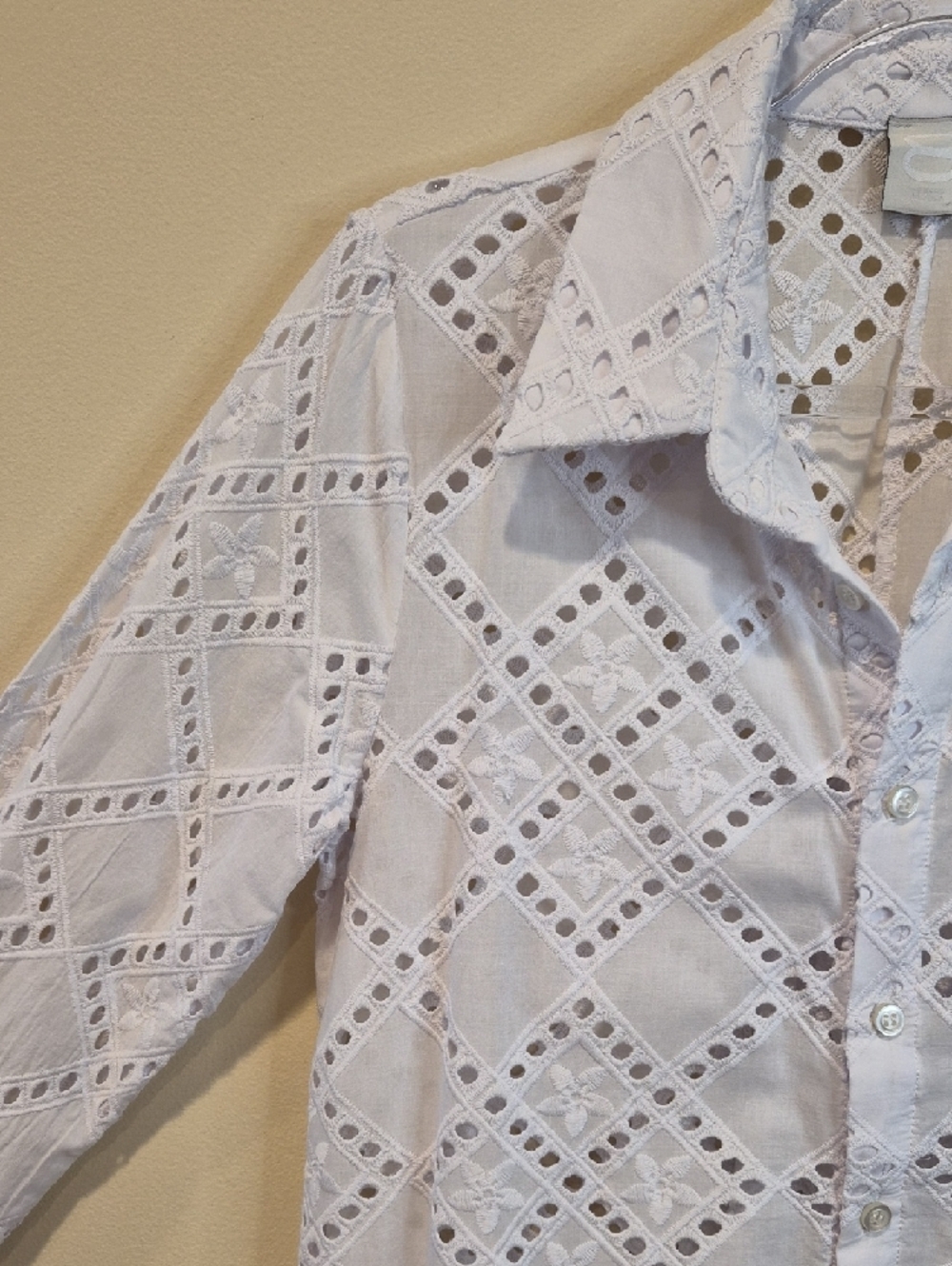 White Eyelet Button-Front Swim Coverup. Made In Italy - Picture 4 of 12